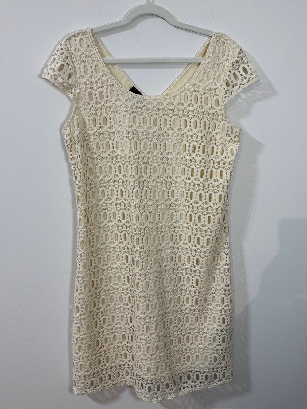 AGB Ladies Cream Crochet Lace Cap Sleeve Dress - Size 14